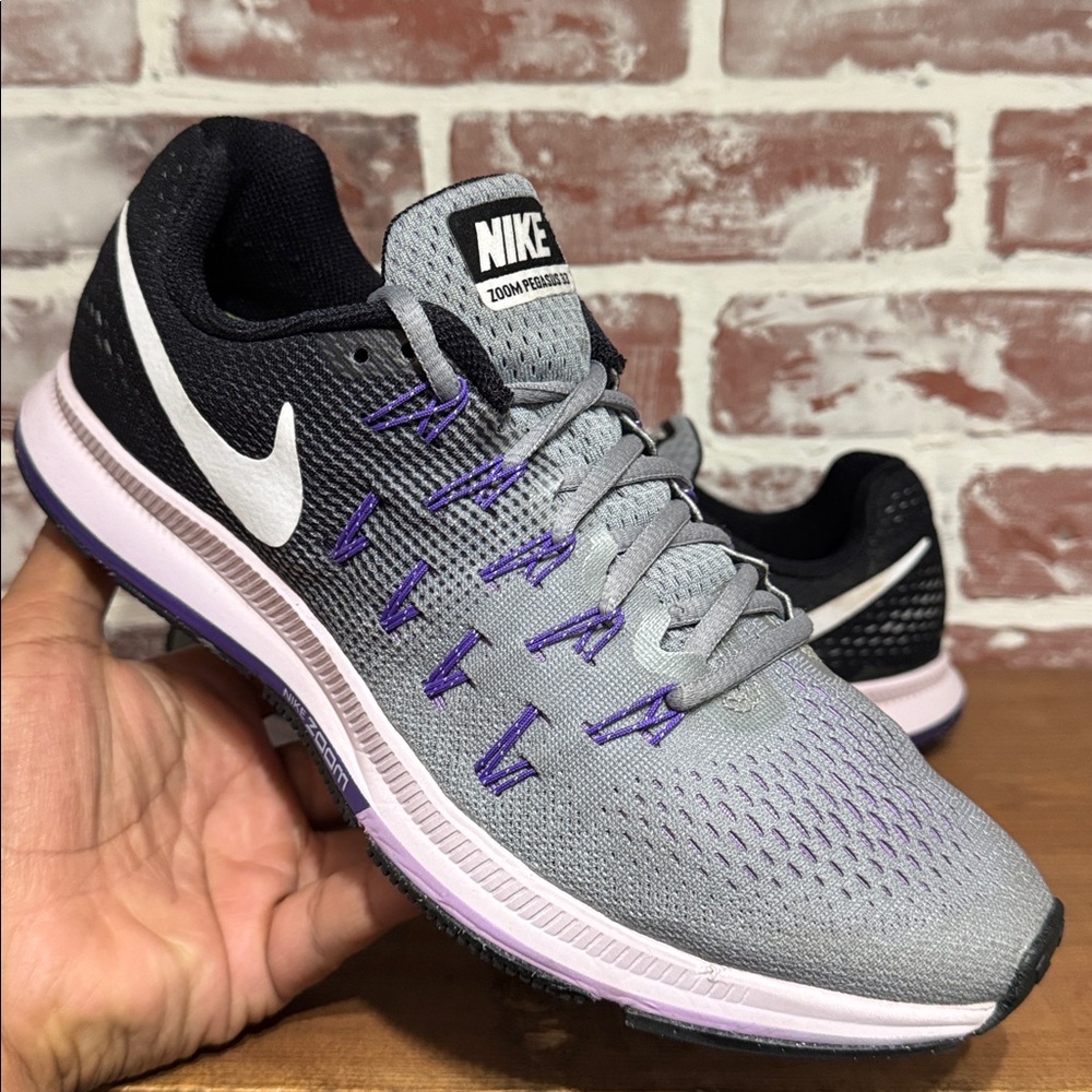 Nike Air Zoom Pegasus 33 Athletic Running Shoe Women’s Sz 10 831356-003 Gray